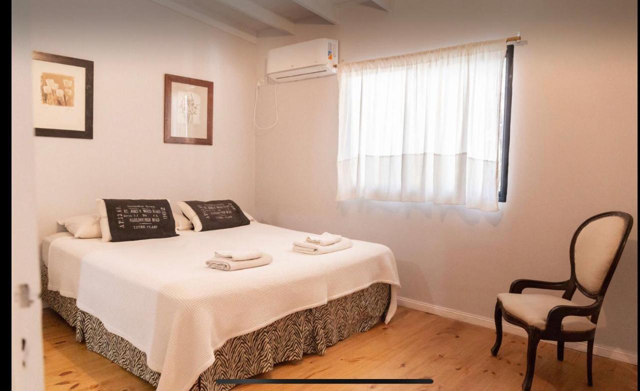 Monica'S Apartments Канинг Екстериор снимка