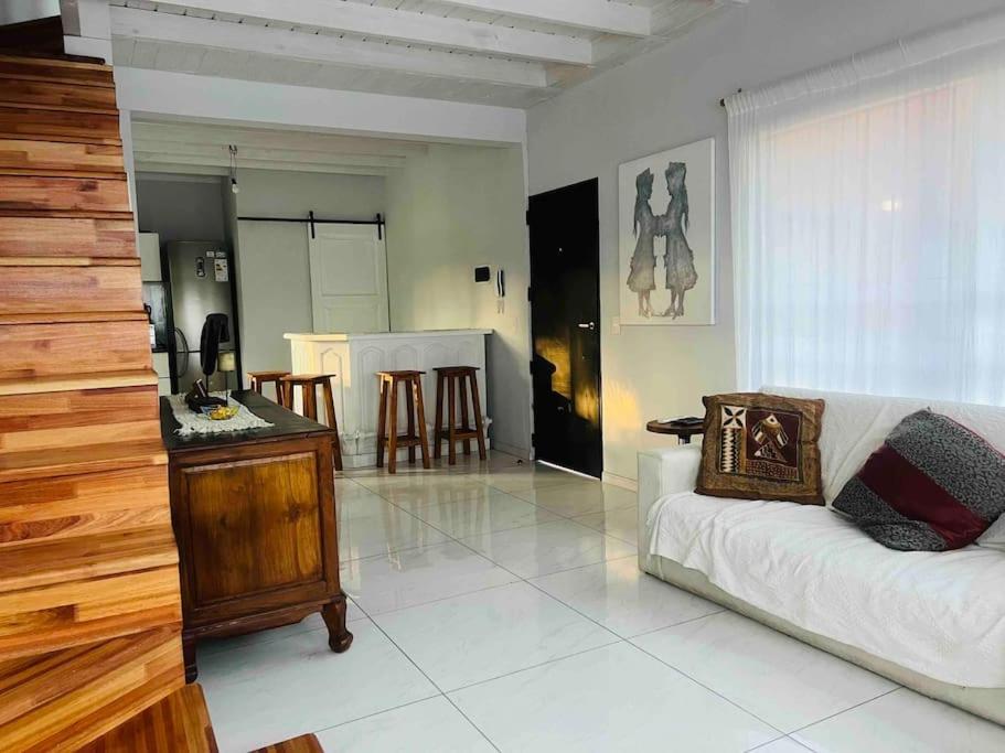 Monica'S Apartments Канинг Екстериор снимка