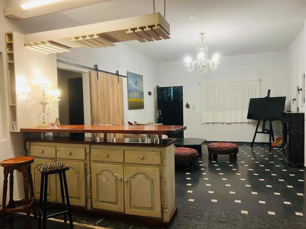 Monica'S Apartments Канинг Екстериор снимка