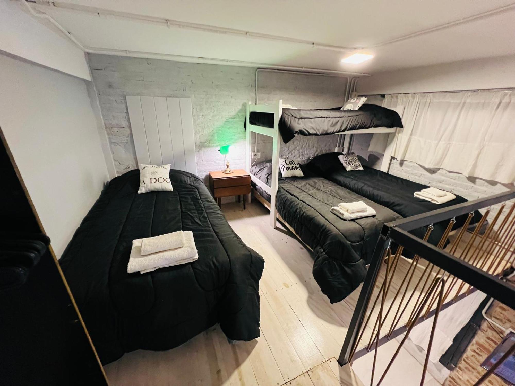 Monica'S Apartments Канинг Екстериор снимка