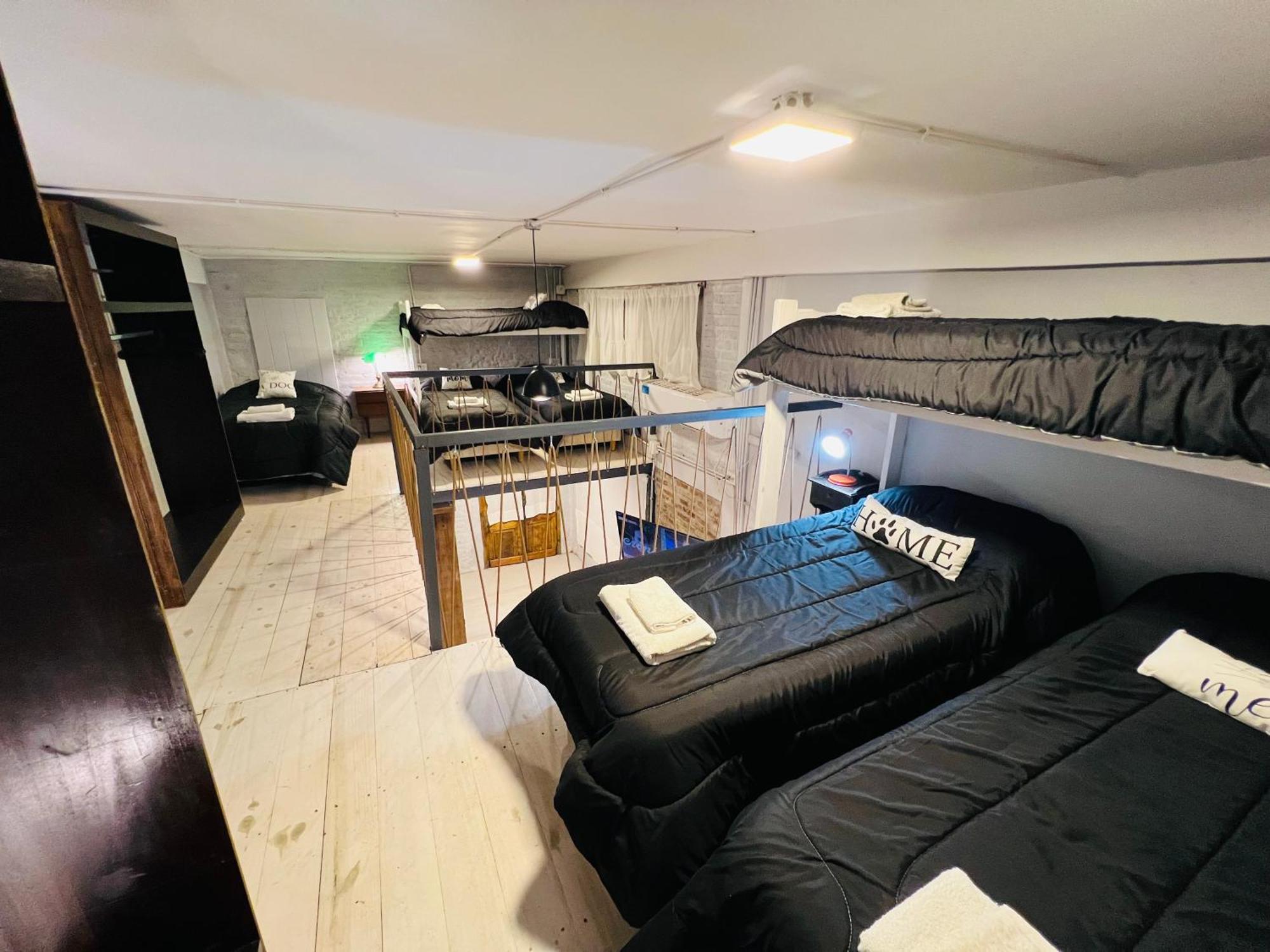 Monica'S Apartments Канинг Екстериор снимка