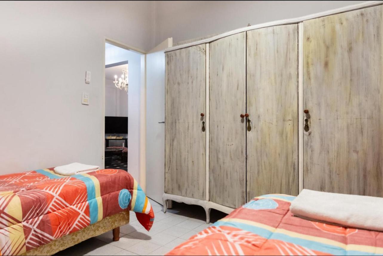 Monica'S Apartments Канинг Екстериор снимка