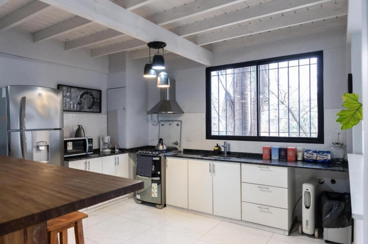 Monica'S Apartments Канинг Екстериор снимка