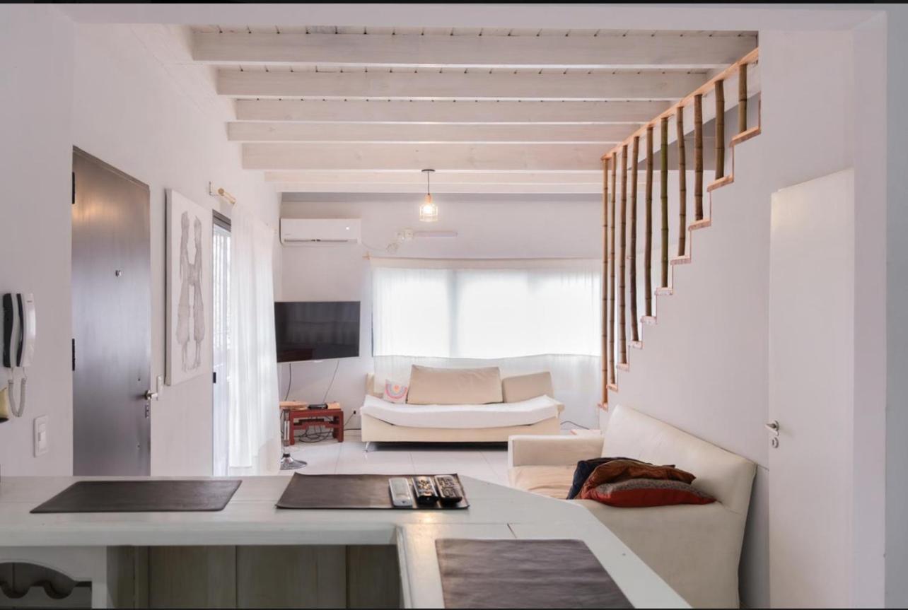 Monica'S Apartments Канинг Екстериор снимка