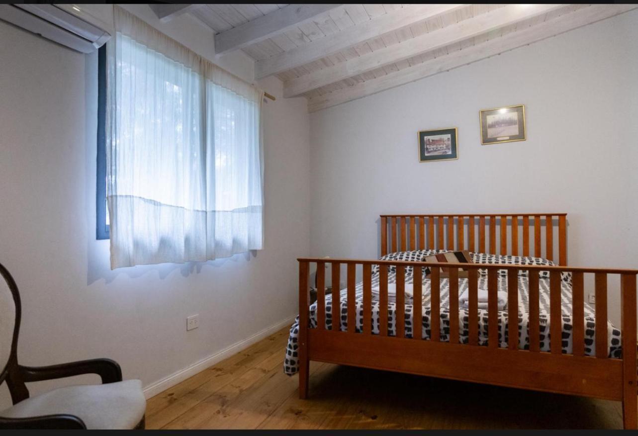 Monica'S Apartments Канинг Екстериор снимка